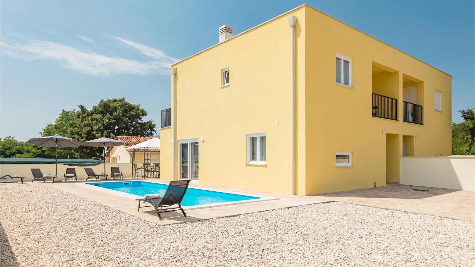 Amazing Home In Porec With Outdoor Swimming Pool